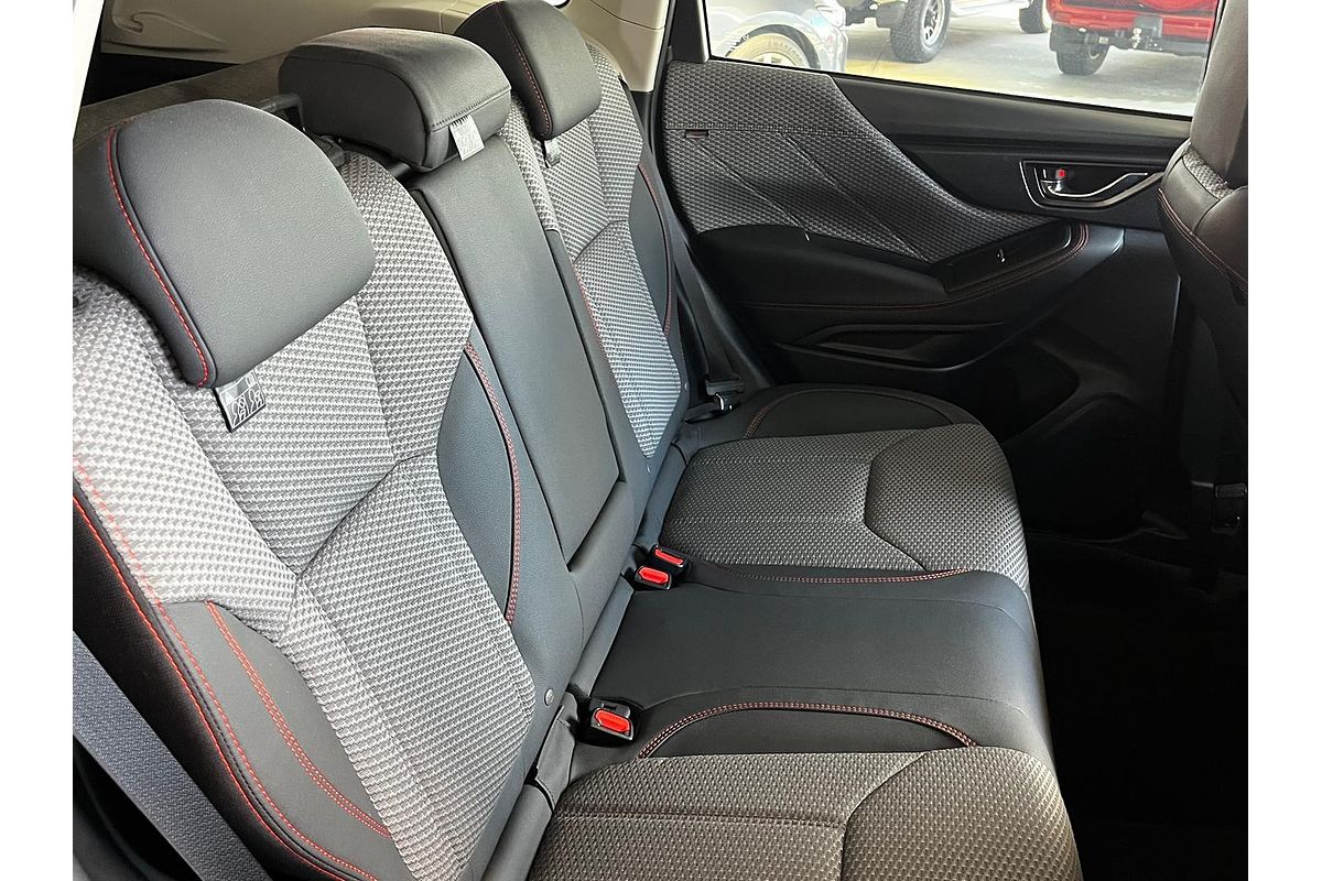 2023 Subaru Forester 2.5i Sport S5