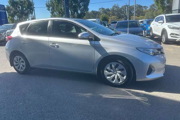 2013 Toyota Corolla Ascent ZRE182R