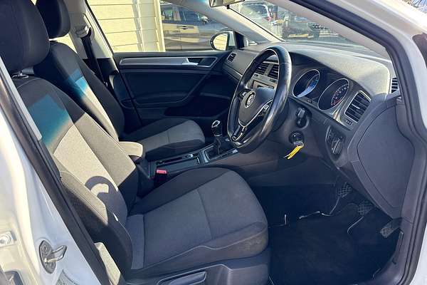 2016 Volkswagen Golf 92TSI 7