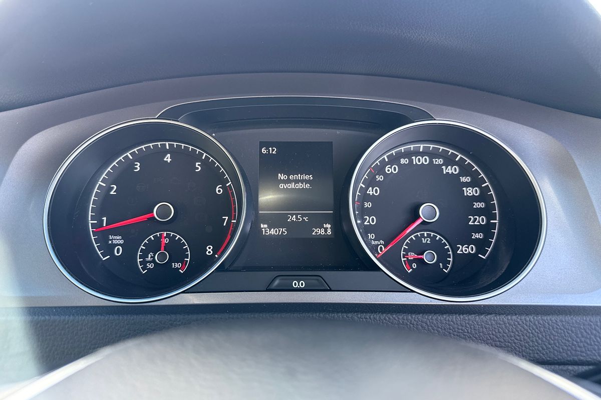 2016 Volkswagen Golf 92TSI 7