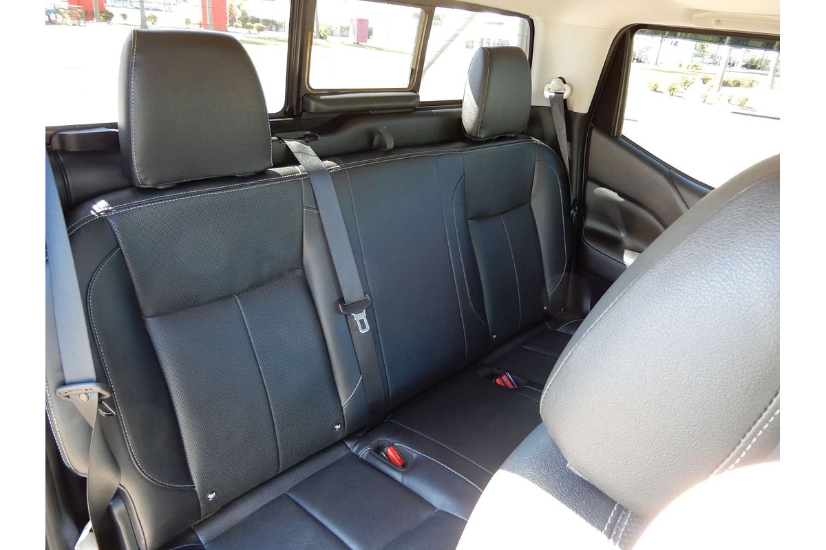 2019 Nissan Navara ST-X D23 Series 4 4X4