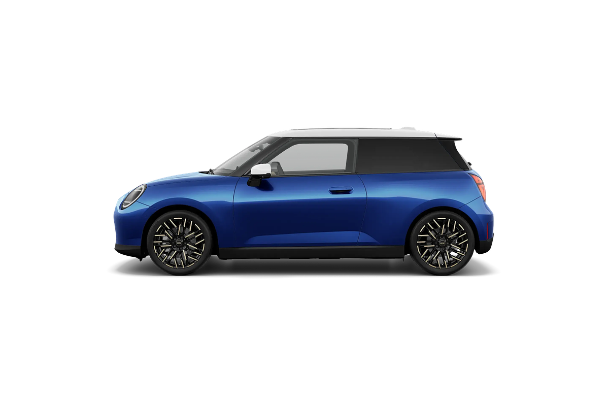 2025 MINI Cooper SE Favoured J01