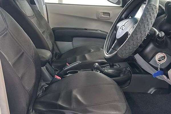 2011 Mitsubishi Triton GL-R MN 4X4