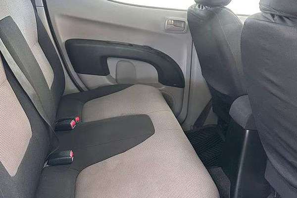 2011 Mitsubishi Triton GL-R MN 4X4