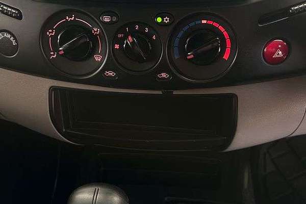 2011 Mitsubishi Triton GL-R MN 4X4