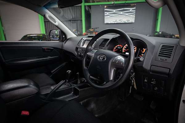 2015 Toyota Hilux SR KUN26R 4X4
