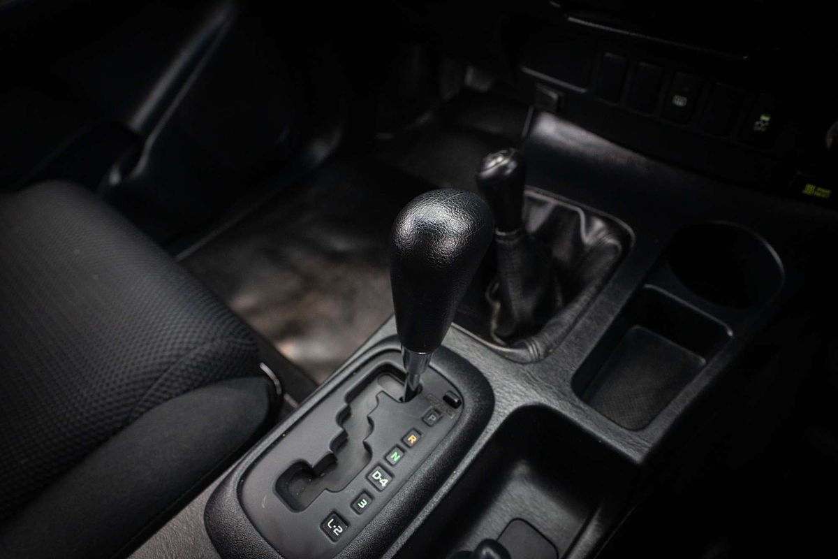 2015 Toyota Hilux SR KUN26R 4X4