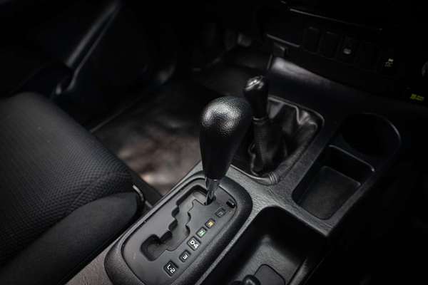 2015 Toyota Hilux SR KUN26R 4X4