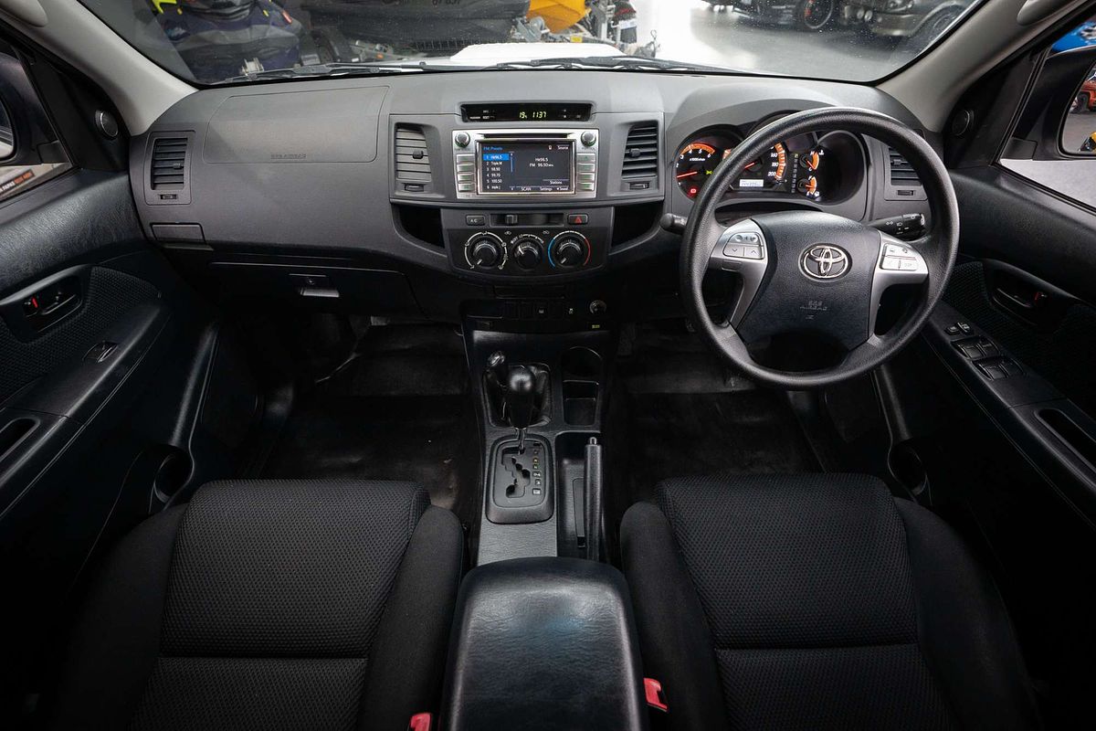 2015 Toyota Hilux SR KUN26R 4X4