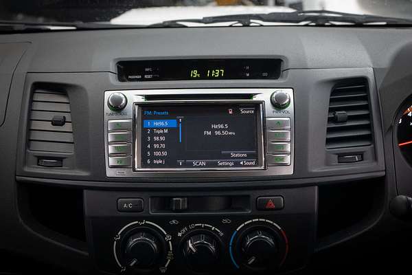 2015 Toyota Hilux SR KUN26R 4X4
