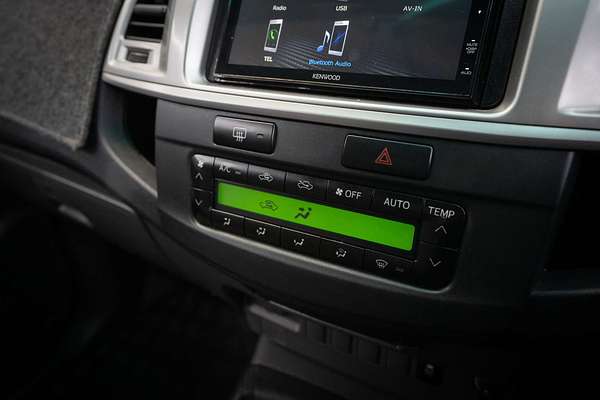 2013 Toyota Hilux SR5 KUN26R 4X4