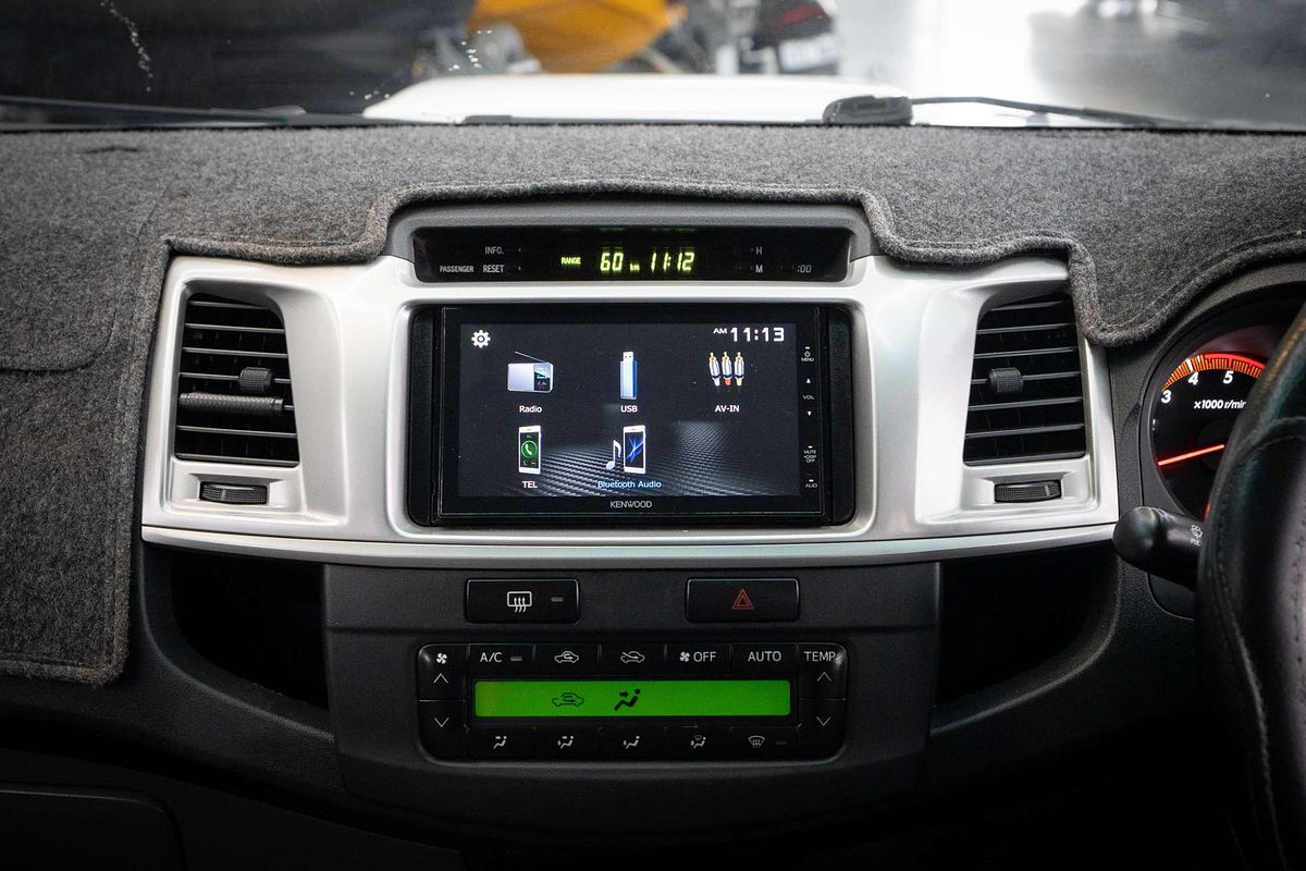 2013 Toyota Hilux SR5 KUN26R 4X4