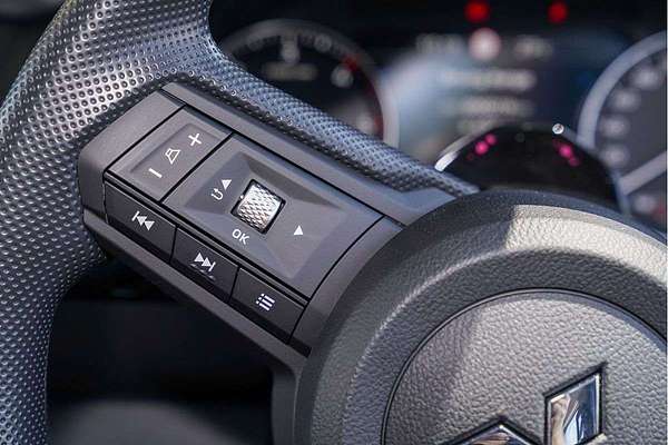 2025 Mitsubishi Triton GLX MV 4X4