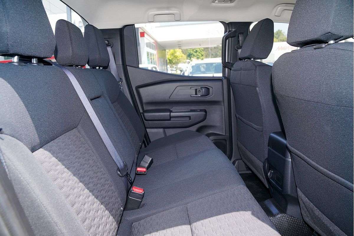 2025 Mitsubishi Triton GLX MV 4X4