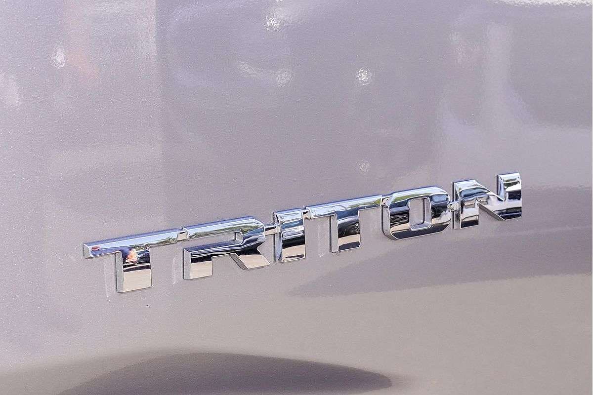 2025 Mitsubishi Triton GLX MV 4X4