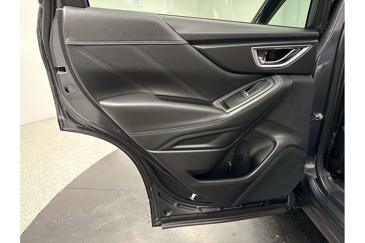 2019 Subaru Forester 2.5i-S S5