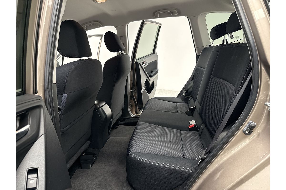 2015 Subaru Forester 2.5i-L S4