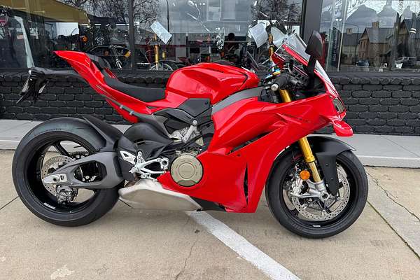 2025 Ducati Panigale V4 S Panigale V4
