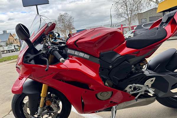 2025 Ducati Panigale V4 S Panigale V4