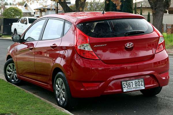 2014 Hyundai Accent Active RB2