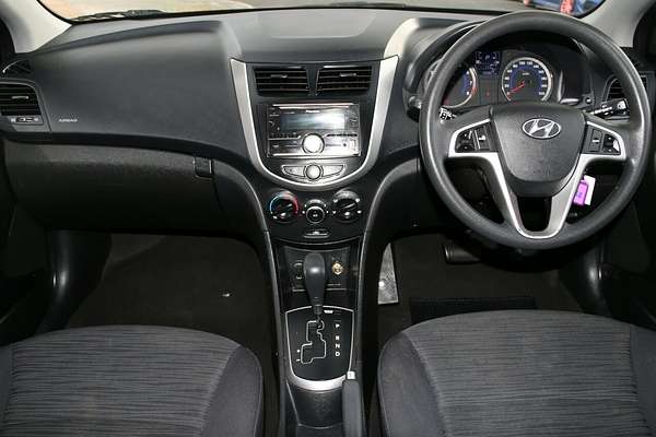 2014 Hyundai Accent Active RB2