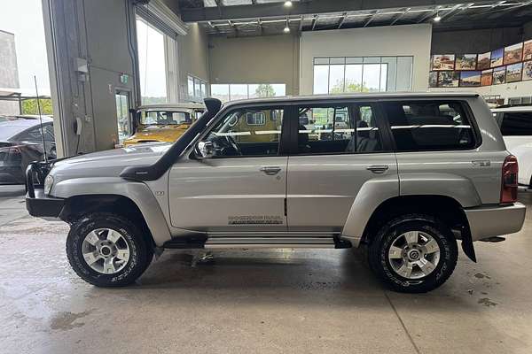 2012 Nissan Patrol ST GU 8