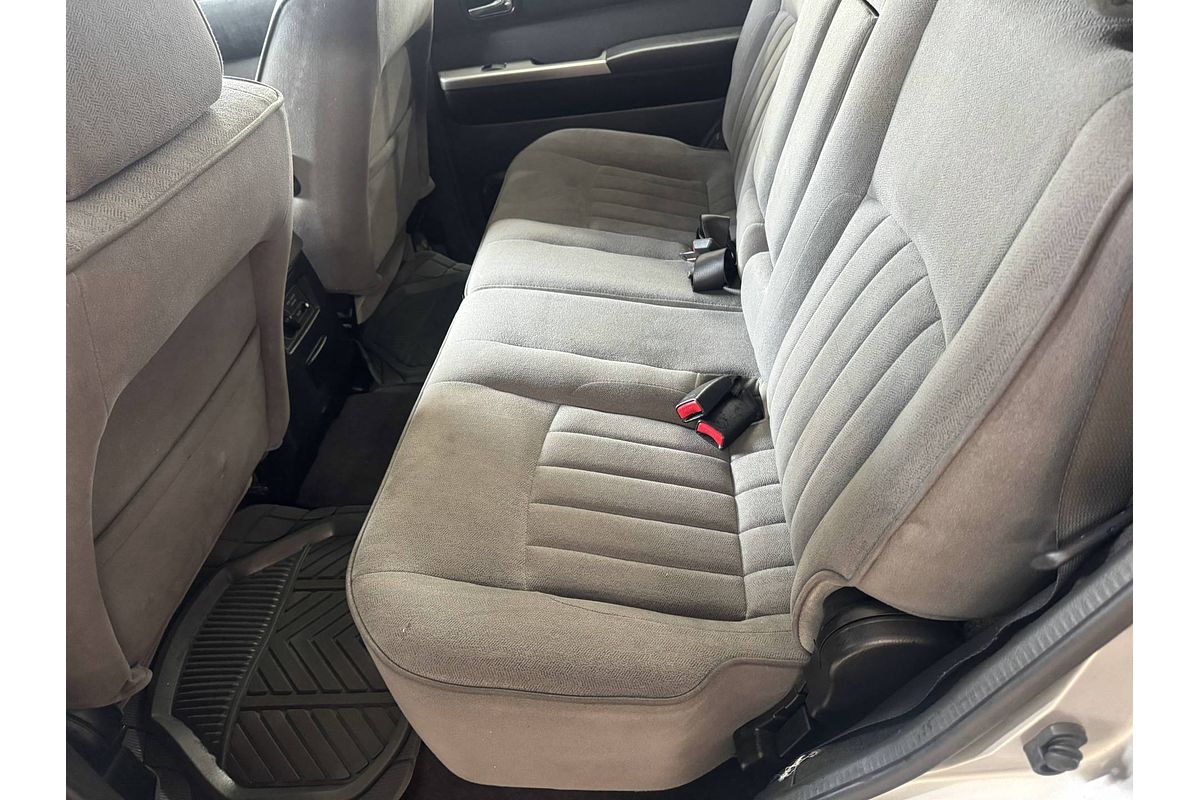 2012 Nissan Patrol ST GU 8
