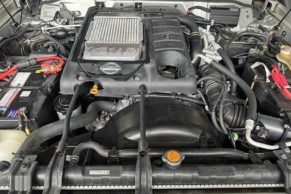 2012 Nissan Patrol ST GU 8