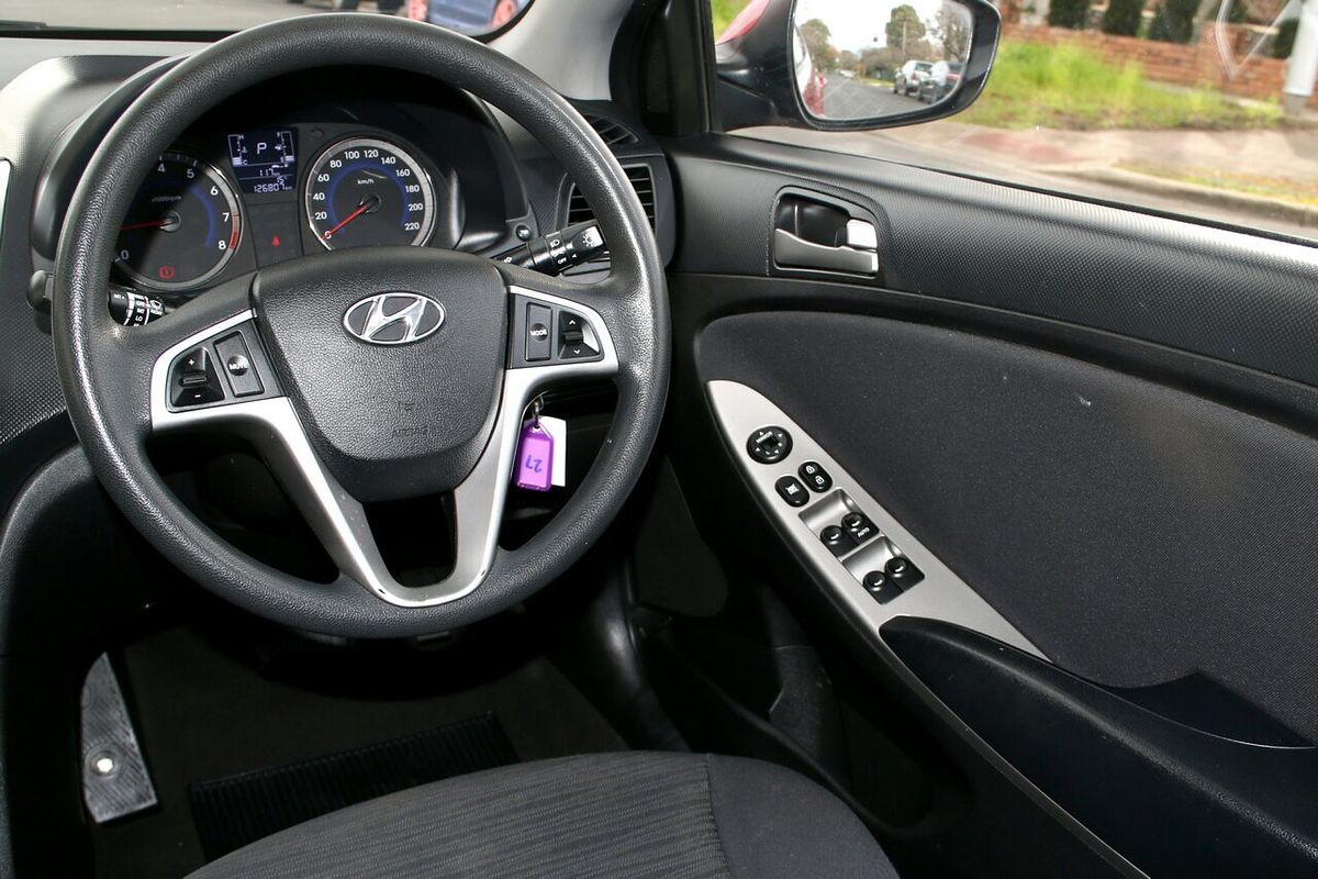 2014 Hyundai Accent Active RB2
