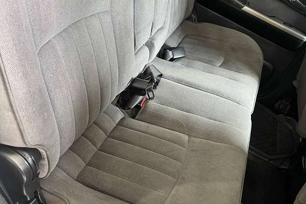 2012 Nissan Patrol ST GU 8