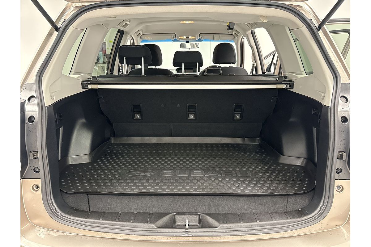 2015 Subaru Forester 2.5i-L S4