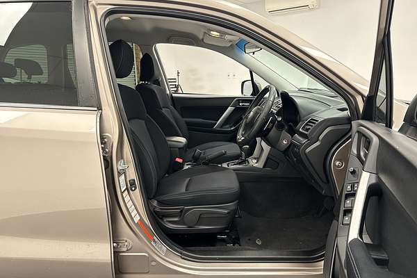 2015 Subaru Forester 2.5i-L S4