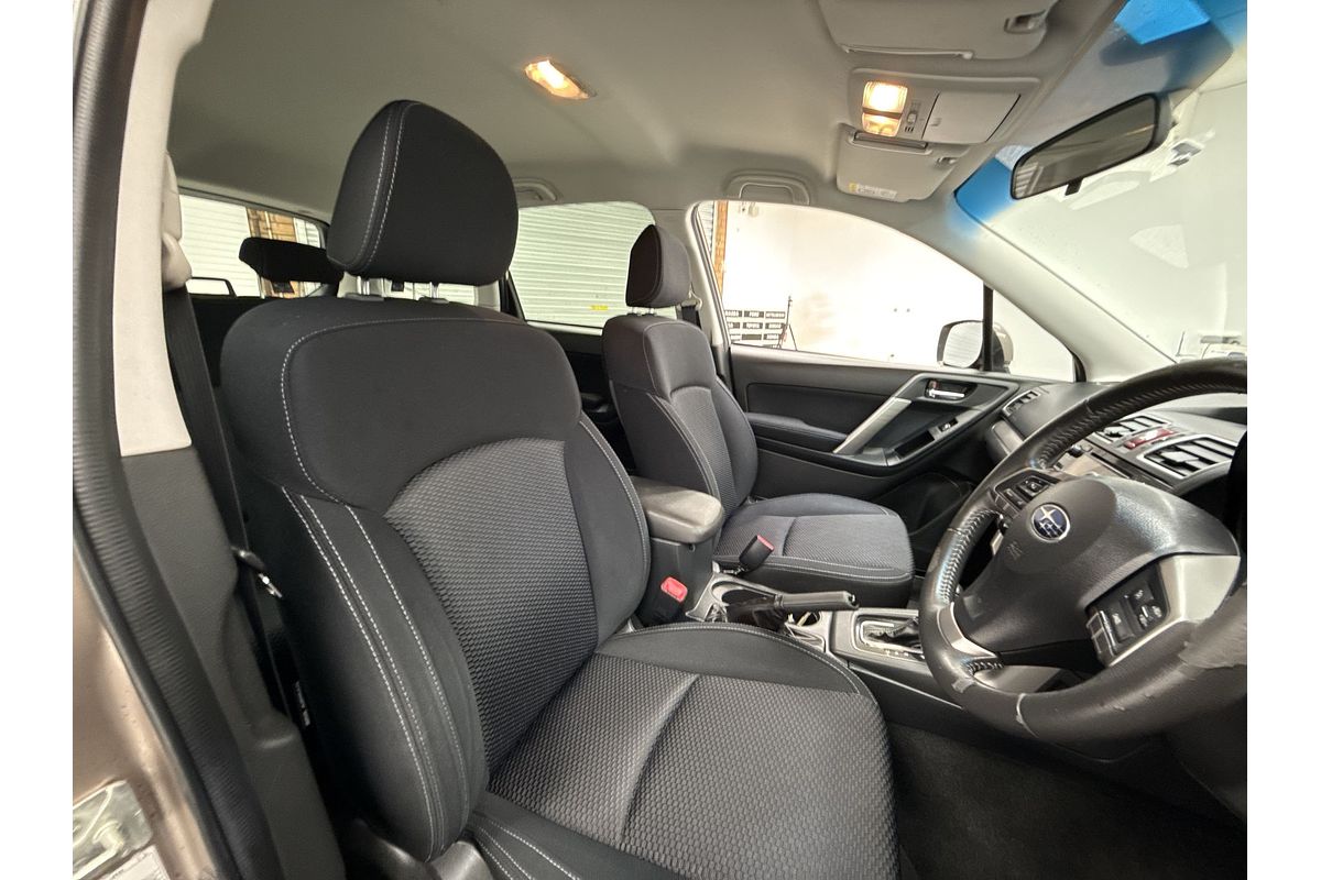 2015 Subaru Forester 2.5i-L S4