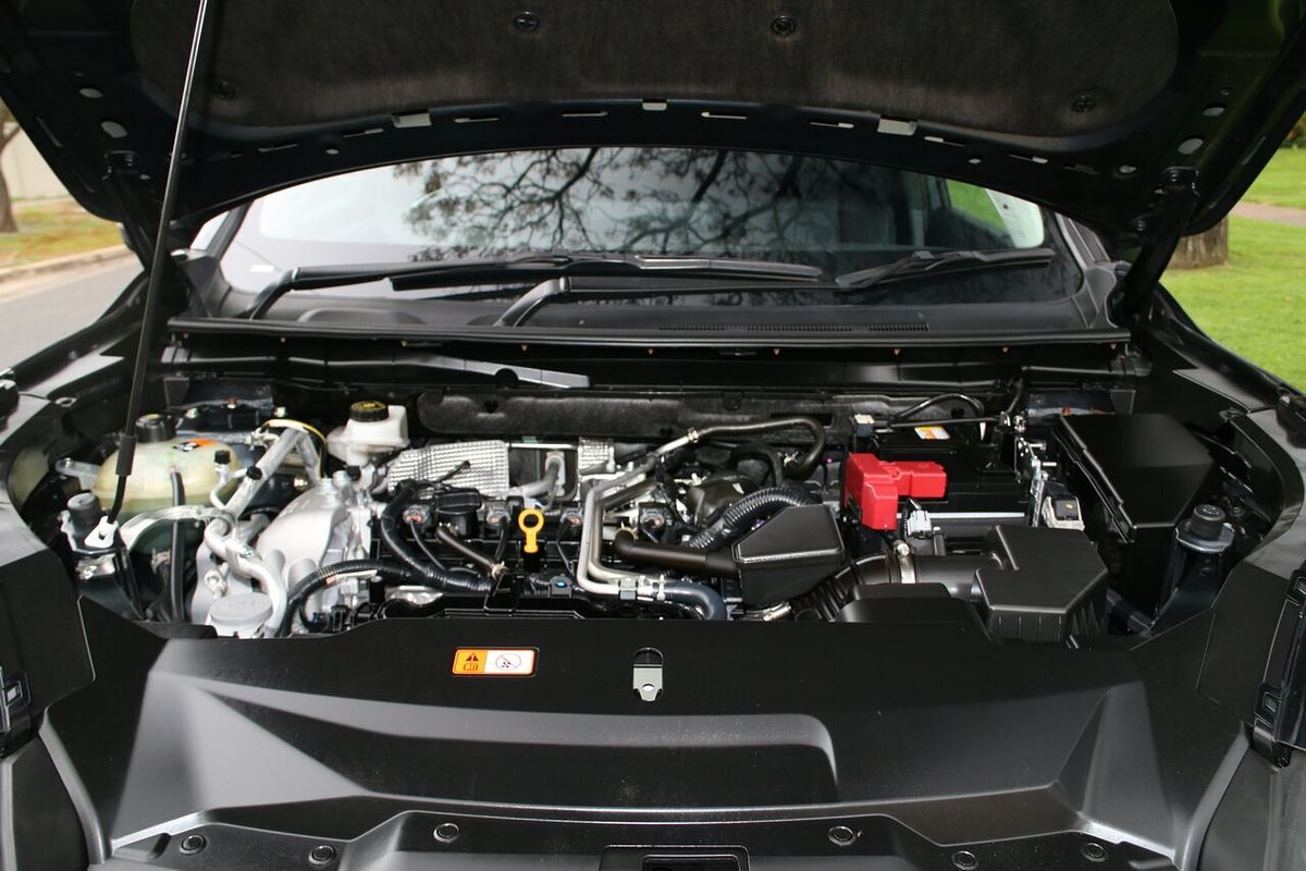 2024 Mitsubishi Outlander Exceed ZM