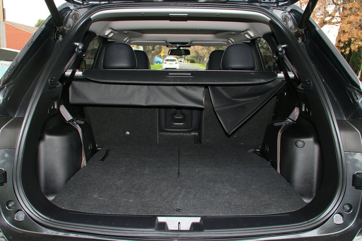 2024 Mitsubishi Outlander Exceed ZM