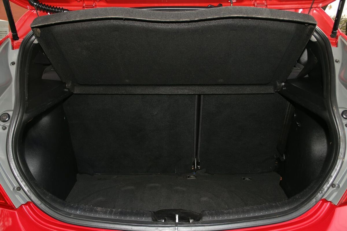 2014 Hyundai Accent Active RB2