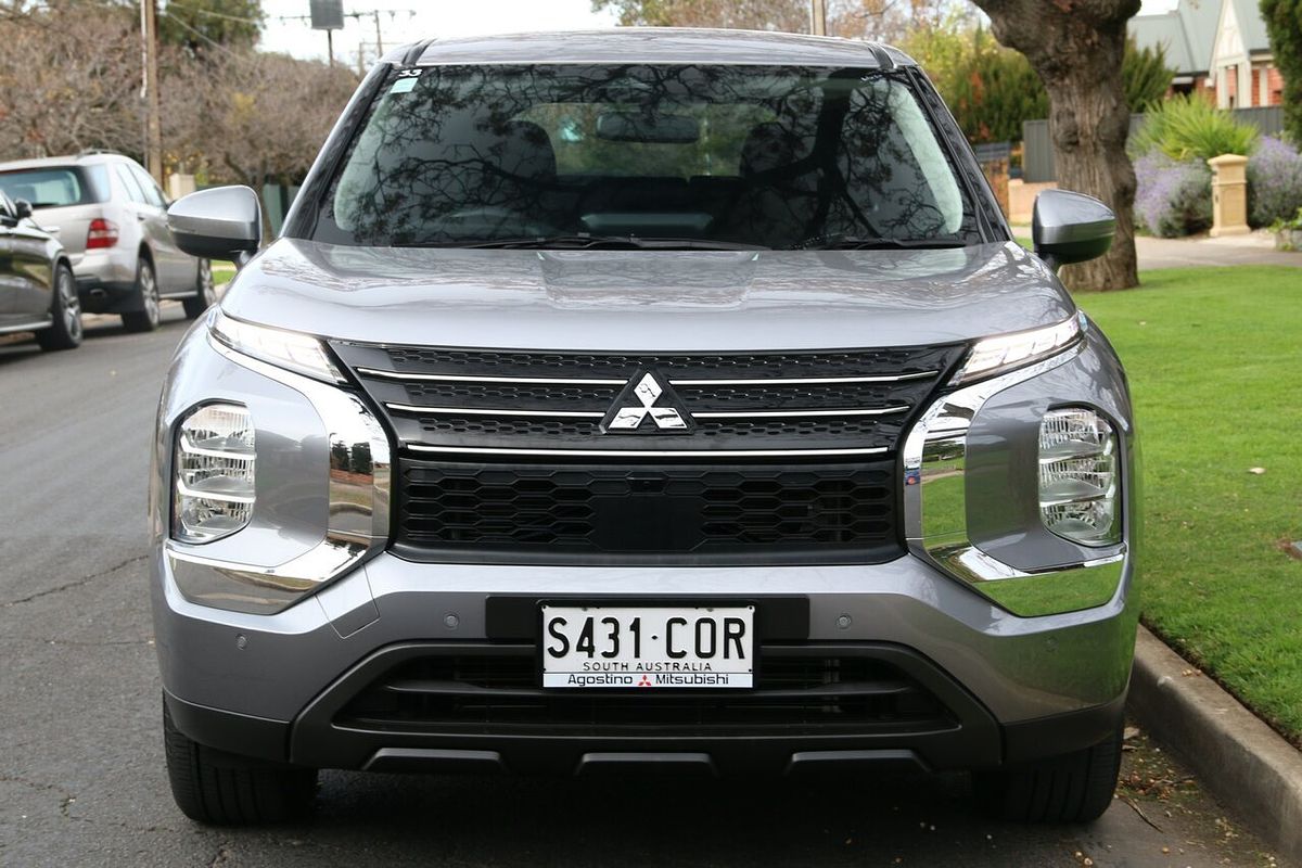 2021 Mitsubishi Outlander ES ZM