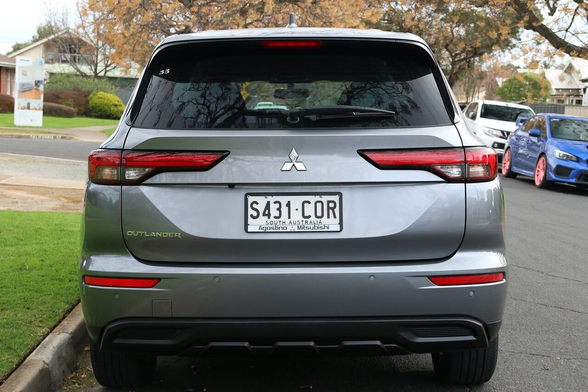 2021 Mitsubishi Outlander ES ZM