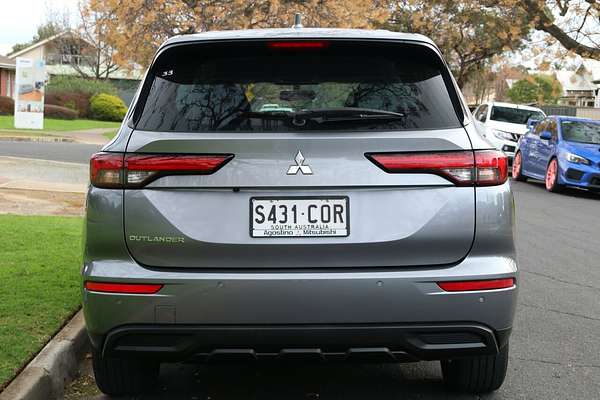 2021 Mitsubishi Outlander ES ZM
