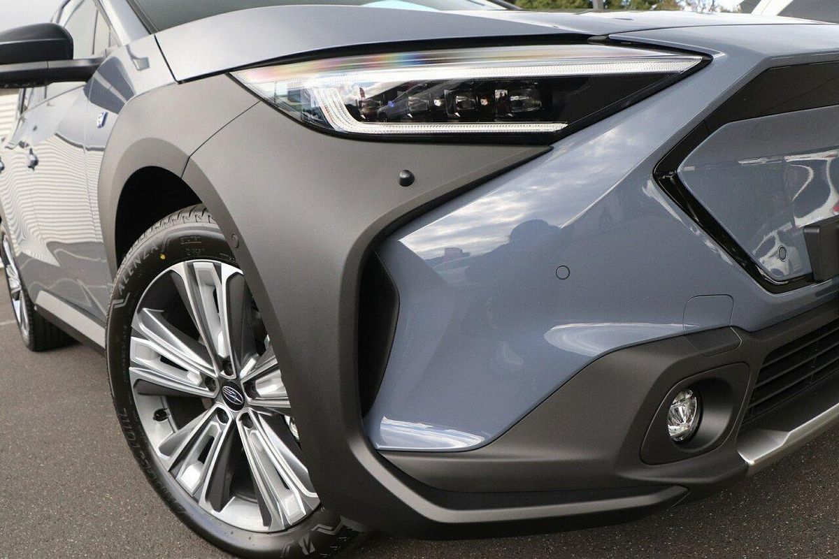 2025 Subaru Solterra AWD Touring E1-1