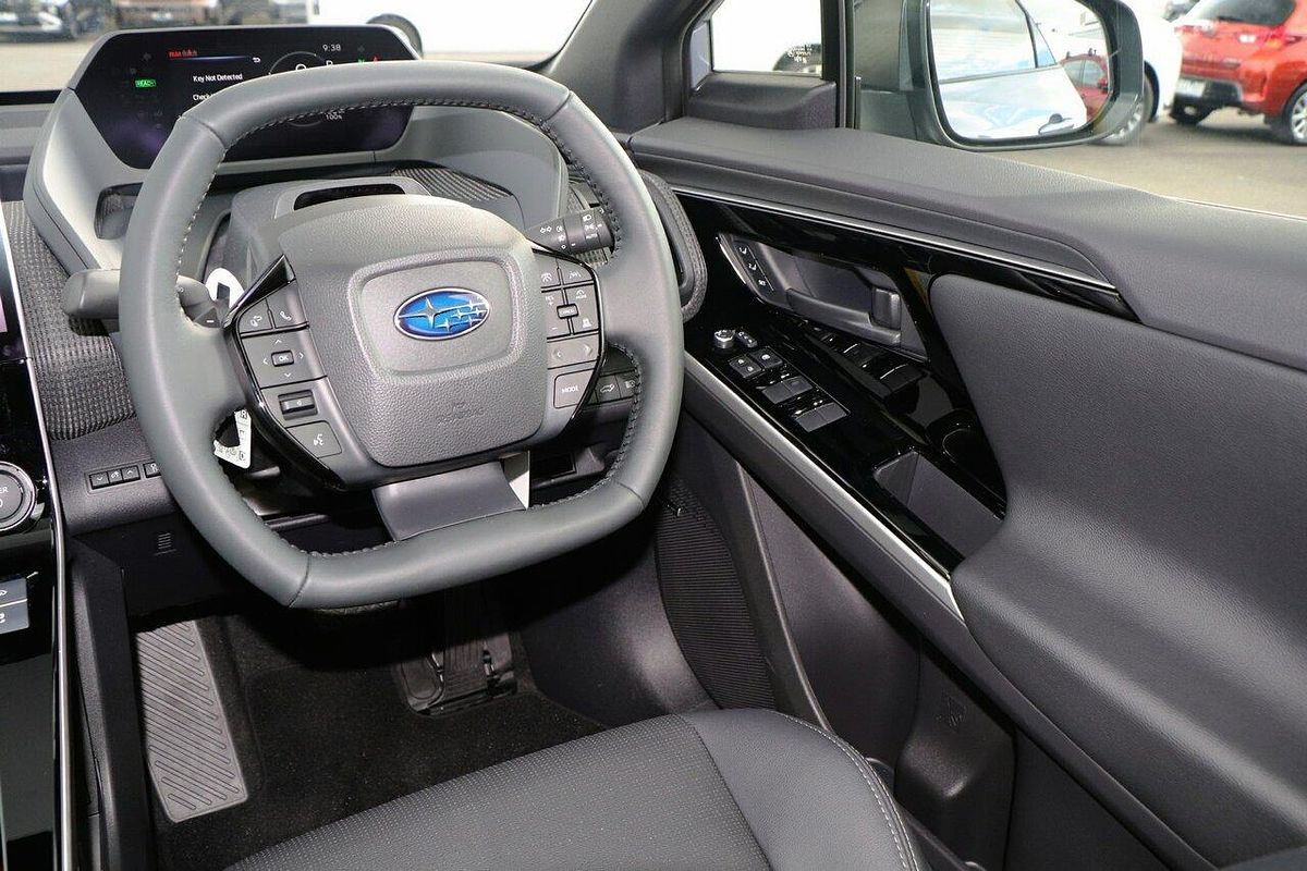 2025 Subaru Solterra AWD Touring E1-1