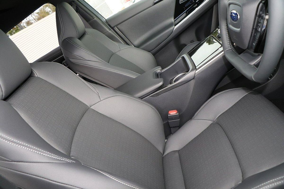 2025 Subaru Solterra AWD Touring E1-1