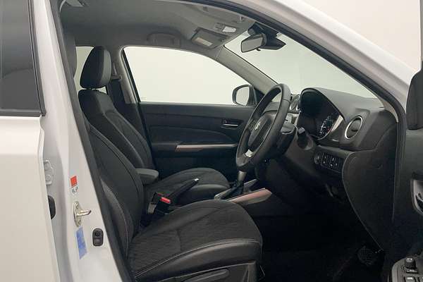 2023 Suzuki Vitara Turbo LY Series II