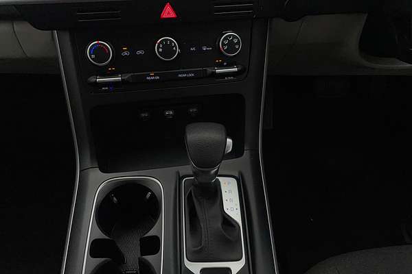 2023 Kia Carnival S KA4