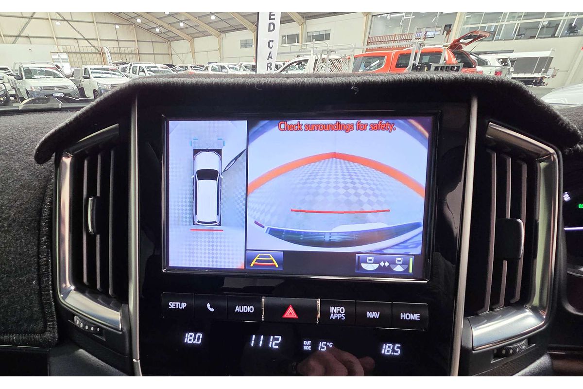 2017 Toyota Landcruiser Sahara VDJ200R