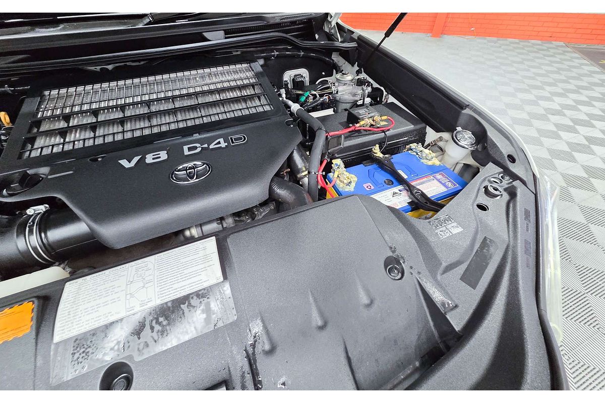 2017 Toyota Landcruiser Sahara VDJ200R