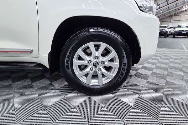 2017 Toyota Landcruiser Sahara VDJ200R