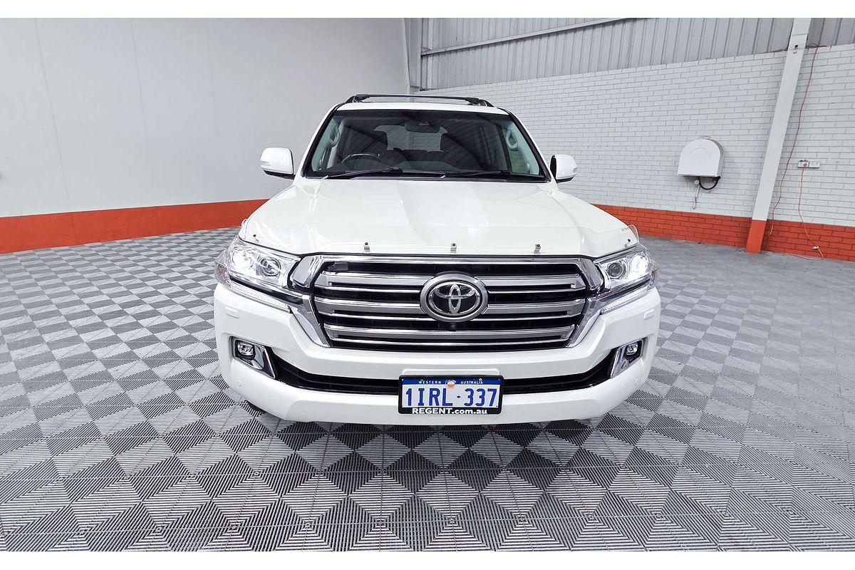 2017 Toyota Landcruiser Sahara VDJ200R