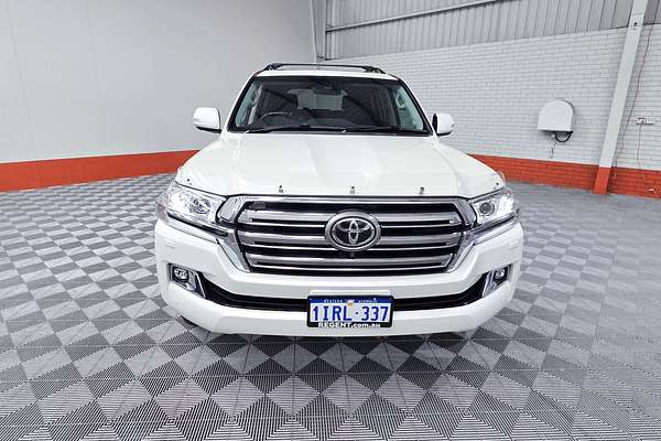 2017 Toyota Landcruiser Sahara VDJ200R
