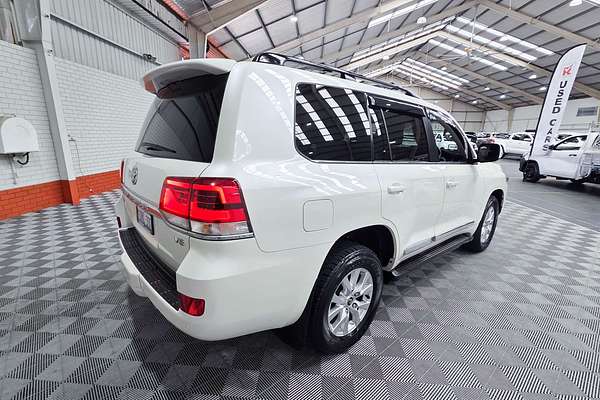 2017 Toyota Landcruiser Sahara VDJ200R
